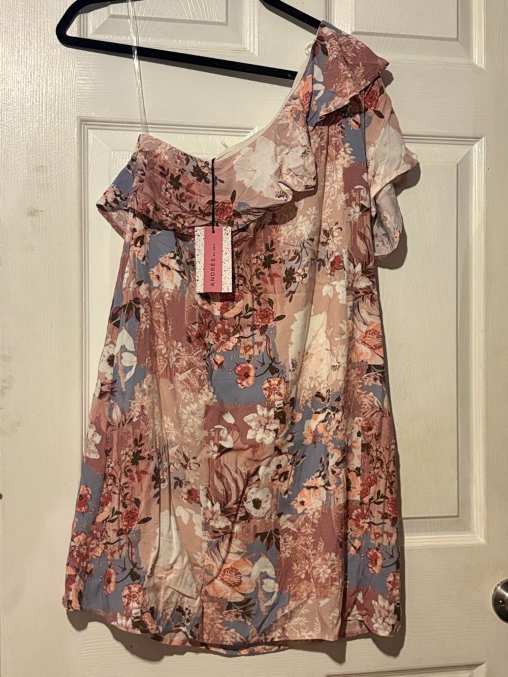 ANDREE BY UNIT Floral One-Shoulder Dress in Dusty Rose and Muted Blue